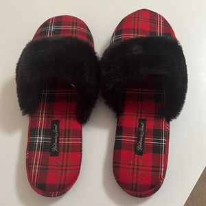 Victoria’s Secret Christmas Slippers